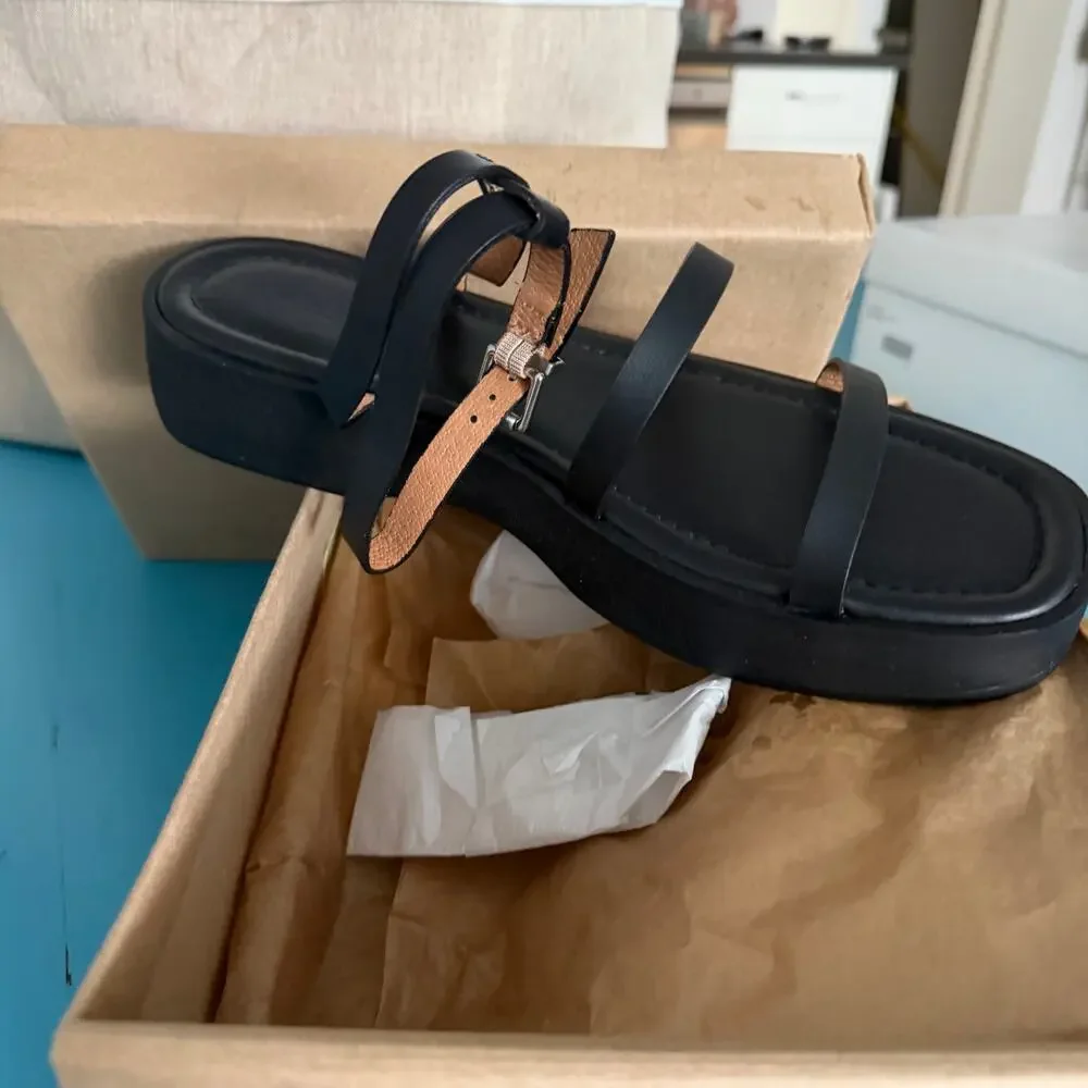 Madewell 10 Double Strap Vachetta Leather Sandal - Picture 3 of 7